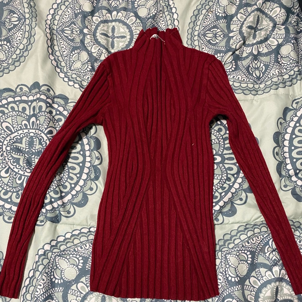 Red/burgundy long sleeve shirt